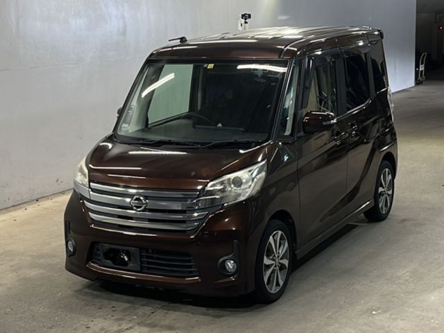 4075 Nissan Dayz roox B21A 2015 г. (KCAA Fukuoka)